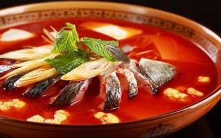 凯里酸汤鱼视频做法（凯里酸汤鱼的制作）