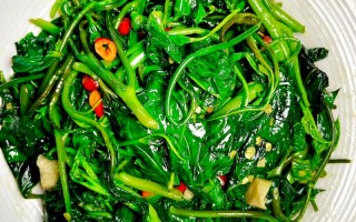 红薯尖的做法大全家常（红薯尖的功效与作用百科）
