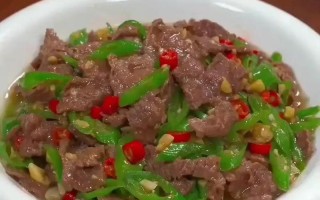牛肉的做法青椒炒牛肉（牛肉炒青椒做法视频）