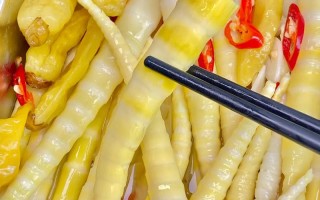 泡椒辣肉炒竹笋的做法（泡椒笋尖炒肉的做法）
