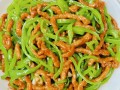 炒牛肉的做法青椒炒牛肉（炒牛肉青椒怎么做才嫩窍门）