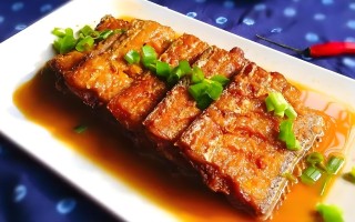 炒带鱼的家常做法（炒带鱼怎么做）