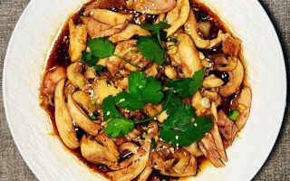 白斩鸡的正宗做法（白斩鸡的正宗做法视频教程）