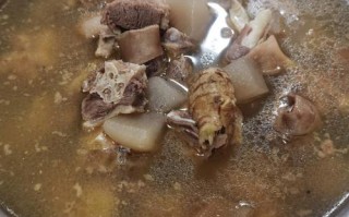 煲老鸭汤的做法（如何煲老鸭汤）