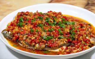 剁鱼肉的做法大全（怎样剁鱼肉的做法大全）