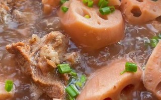排骨汤莲藕的做法（排骨汤莲藕怎么炖比较好喝）