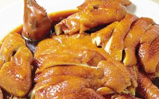酸辣白斩鸡做法（白斩鸡腌制）