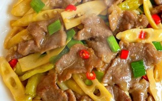 胡萝卜竹笋炒肉的做法大全（胡萝卜笋丝肉丝炒叫什么菜）