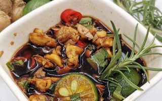 白斩鸡蘸料做法大全（白斩鸡的蘸料怎么做好吃窍门）