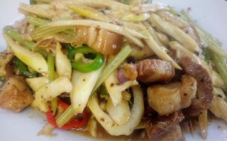大竹笋炒肉正宗做法视频（大笋炒肉怎么炒）