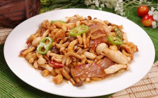 鱼香肉丝炒饼的做法（鱼香肉丝炒饼的做法视频）