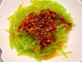 凉拌莴笋怎么做好吃（凉拌莴笋怎么做好吃又简单视频）