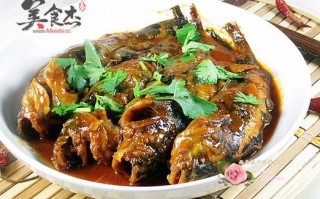 成都酸汤乌江鱼做法步骤（酸汤乌鱼的酸汤怎么做）