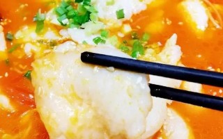 凯里酸汤鱼做法视频（凯里酸汤鱼酸汤的做法）