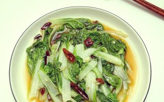 清炒白菜怎么做好吃（大白菜的做法家常菜的做法大全）