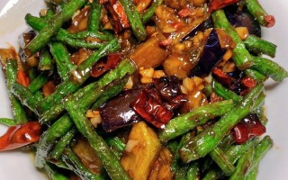 豆角炒茄子做法（豆角炒茄子的功效与作用）