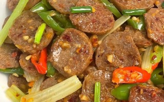 青椒炒牛肉丸的做法（辣椒炒牛肉丸的做法）