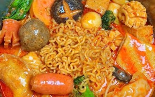 家里火锅怎么弄好吃（家里火锅怎么弄好吃呢）