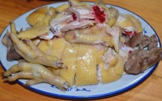 白斩鸡做法山东（白斩鸡的制作过程视频）