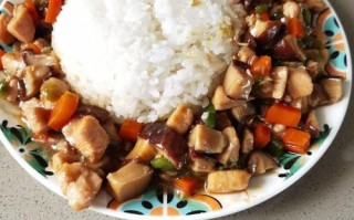 鱼香肉丝盖浇饭做法（鱼香肉丝盖浇饭的做法大全窍门）