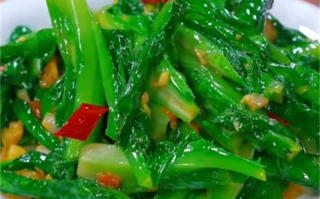 素炒油麦菜的家常做法（素炒油麦菜的家常做法图片）