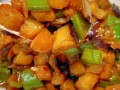 茄子丁怎么炒好吃（茄子丁怎么炒好吃家常做法）