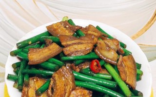 炒五花肉怎么做好吃（香菇炒五花肉怎么做好吃）