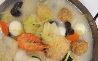 家常三鲜锅仔的做法（饭店的三鲜锅仔）