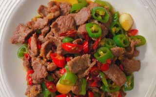 炒牛肉青椒牛肉的做法（怎样做牛肉炒青椒）