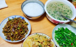 炒肉汤的家常做法（炒肉烹汤）