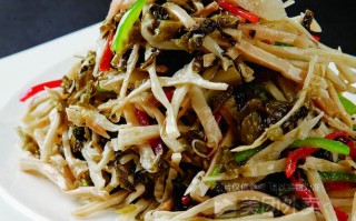 安徽竹笋咸菜炒肉做法窍门（咸菜竹笋炒肉丝）