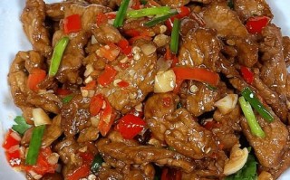 青椒炒牛肉洋葱的做法（青椒洋葱炒牛肉窍门）
