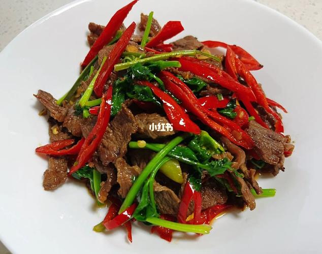 特色青椒炒牛肉丝的做法(青椒炒牛肉丝家常做法)-第7张图片-窝头美食网 特色青椒炒牛肉丝的做法(青椒炒牛肉丝家常做法)-第7张图片-窝头美食网
