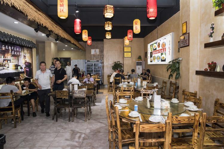 长沙酸汤鱼家常做法视频(酸汤鱼的做法视频教程窍门)-第5张图片-窝头美食网 长沙酸汤鱼家常做法视频(酸汤鱼的做法视频教程窍门)-第5张图片-窝头美食网