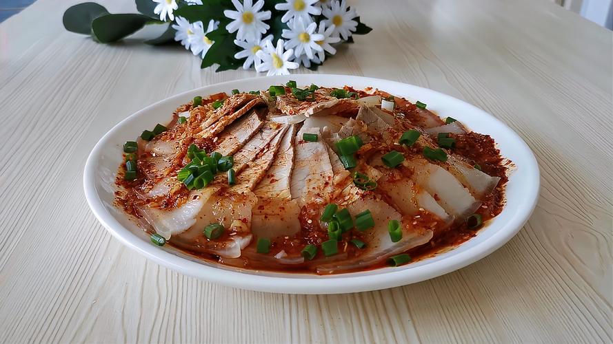蒜泥白肉简单做法(蒜泥白肉的做法最正宗的做法汁怎么调)-第7张图片-窝头美食网 蒜泥白肉简单做法(蒜泥白肉的做法最正宗的做法汁怎么调)-第7张图片-窝头美食网
