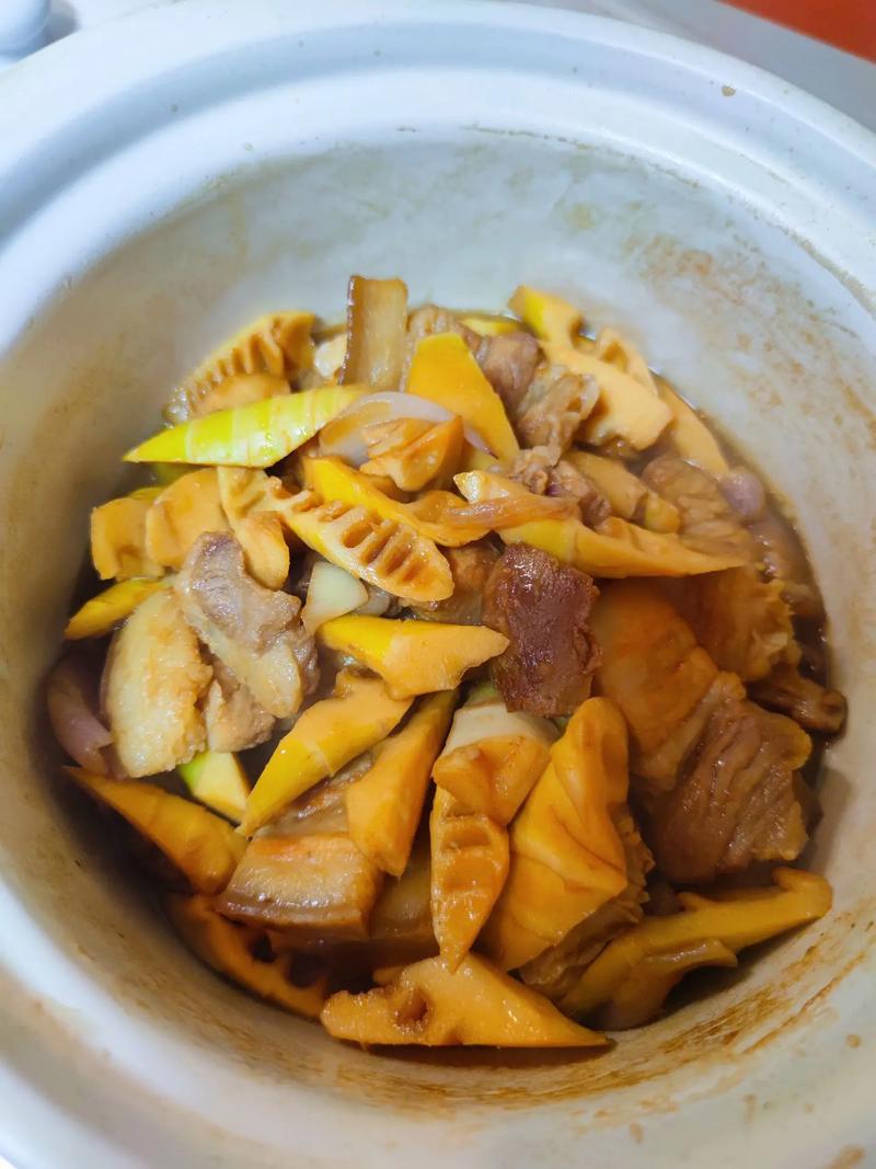 竹笋和鲍鱼炒五花肉的做法(鲍鱼炒笋片)-第6张图片-窝头美食网 竹笋和鲍鱼炒五花肉的做法(鲍鱼炒笋片)-第6张图片-窝头美食网