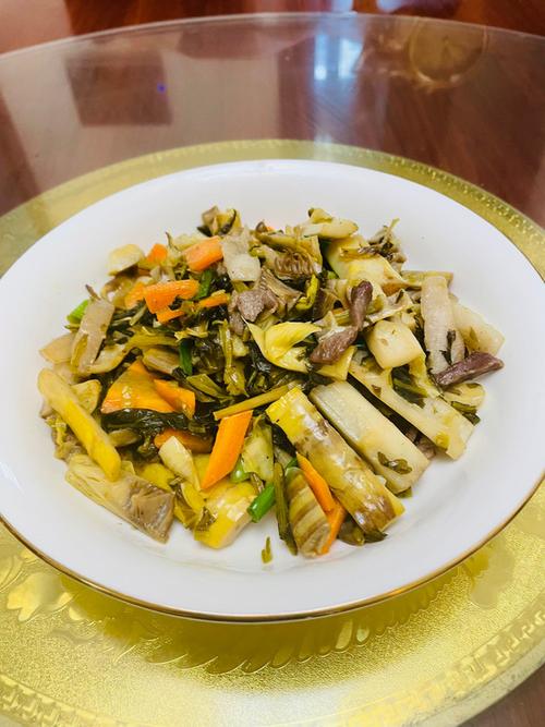 安徽竹笋咸菜炒肉做法窍门(咸菜竹笋炒肉丝)-第4张图片-窝头美食网 安徽竹笋咸菜炒肉做法窍门(咸菜竹笋炒肉丝)-第4张图片-窝头美食网