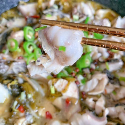酸汤鱼鱼面做法（酸汤鱼面图片）-第8张图片-窝头美食网