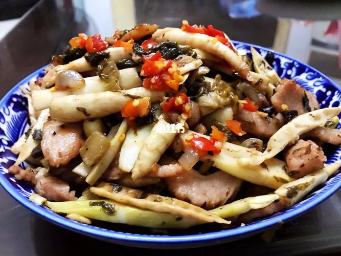 四川小竹笋炒肉做法视频(小竹笋炒肉怎么炒好吃)-第2张图片-窝头美食网 四川小竹笋炒肉做法视频(小竹笋炒肉怎么炒好吃)-第2张图片-窝头美食网