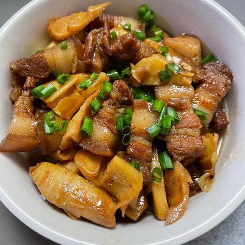 竹笋炒五花肉做法视频大全(竹笋炒五花肉做法大全家常)-第2张图片-窝头美食网 竹笋炒五花肉做法视频大全(竹笋炒五花肉做法大全家常)-第2张图片-窝头美食网