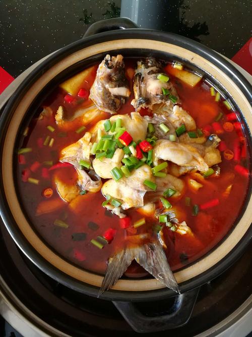 纯酸汤鱼做法（正宗的酸汤鱼）-第2张图片-窝头美食网