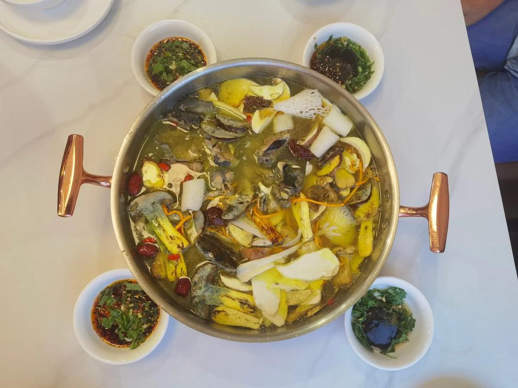 昭通酸汤鱼做法大全(酸汤鱼费用)-第1张图片-窝头美食网 昭通酸汤鱼做法大全(酸汤鱼费用)-第1张图片-窝头美食网