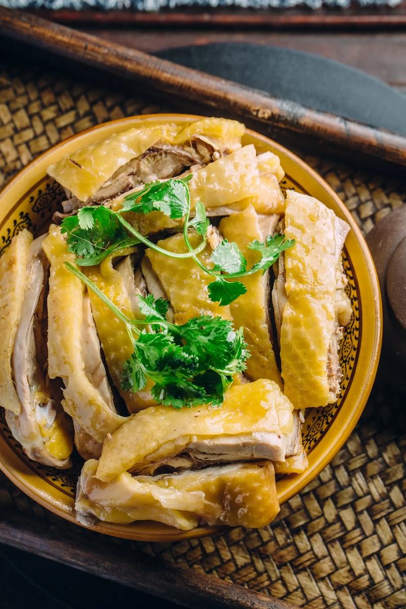文昌白斩鸡做法(海南文昌白斩鸡的做法)-第5张图片-窝头美食网 文昌白斩鸡做法(海南文昌白斩鸡的做法)-第5张图片-窝头美食网