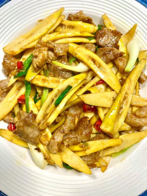肉炒鲜竹笋的家常做法（肉炒鲜竹笋的家常做法视频）-第8张图片-窝头美食网