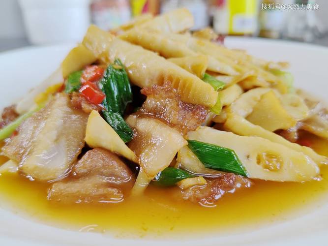肉炒鲜竹笋丝做法视频(肉炒新鲜竹笋)-第7张图片-窝头美食网 肉炒鲜竹笋丝做法视频(肉炒新鲜竹笋)-第7张图片-窝头美食网