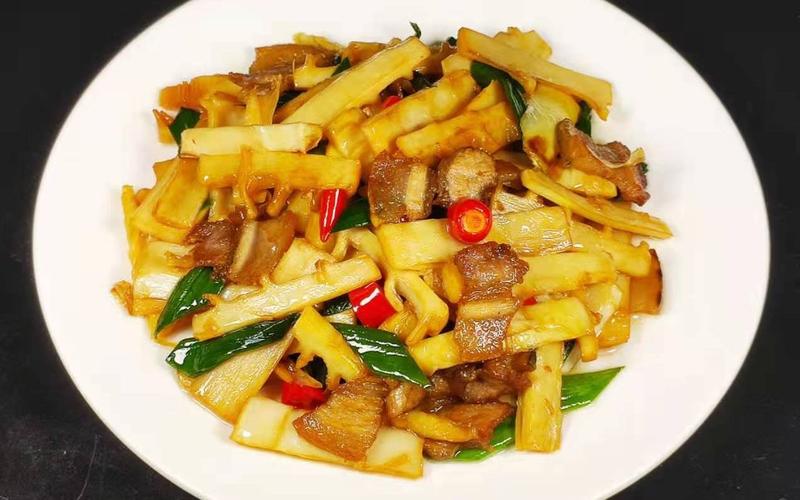 嫩竹笋炒五花肉做法视频(嫩竹笋炒五花肉做法视频教程)-第2张图片-窝头美食网 嫩竹笋炒五花肉做法视频(嫩竹笋炒五花肉做法视频教程)-第2张图片-窝头美食网