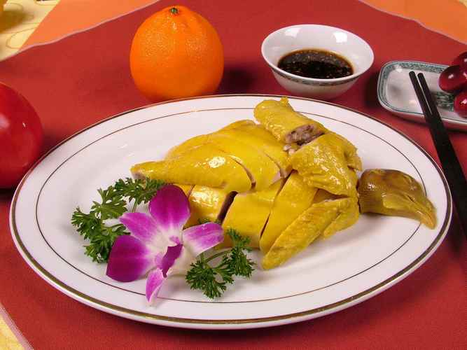苏州白斩鸡做法(白斩鸡正宗)-第1张图片-窝头美食网 苏州白斩鸡做法(白斩鸡正宗)-第1张图片-窝头美食网