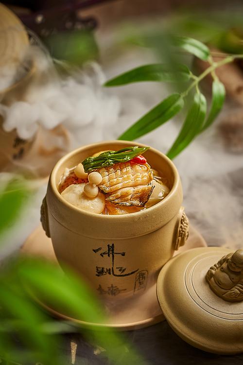白斩鸡做法福建(白斩鸡的做法家常做法视频)-第2张图片-窝头美食网 白斩鸡做法福建(白斩鸡的做法家常做法视频)-第2张图片-窝头美食网