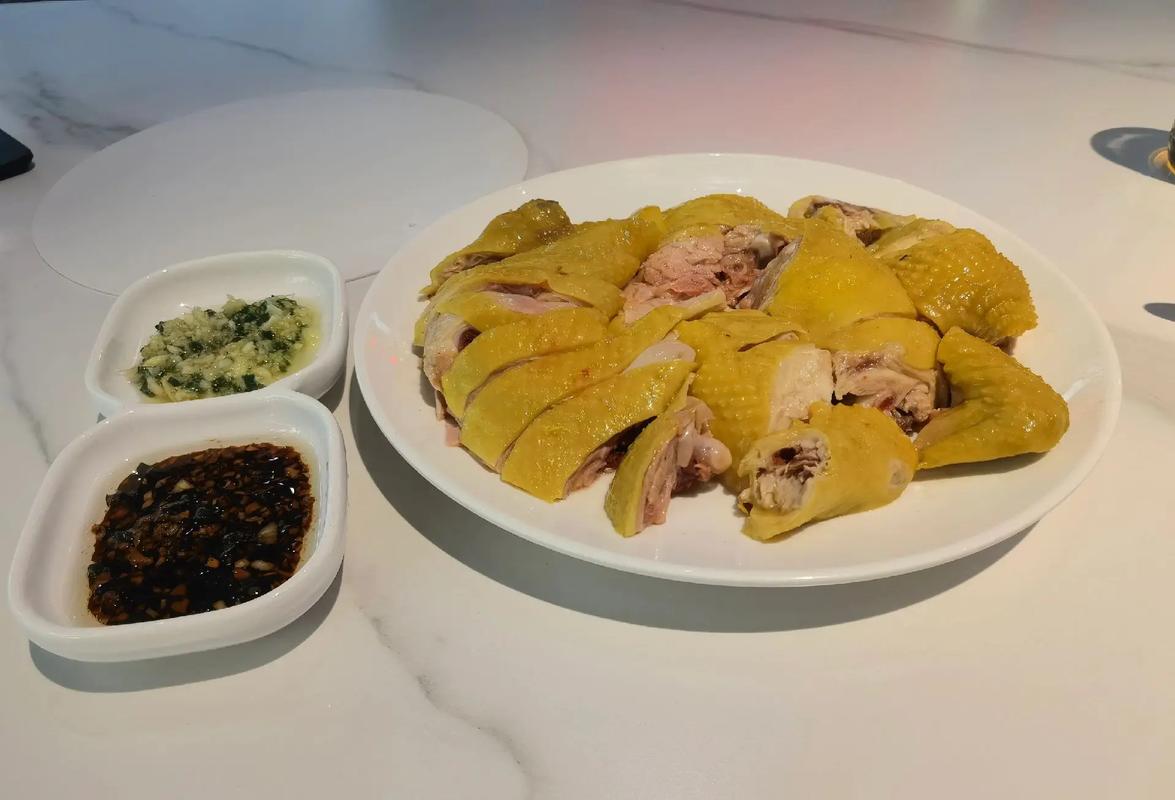 潮汕白斩鸡做法(潮汕白斩鸡做法视频)-第5张图片-窝头美食网 潮汕白斩鸡做法(潮汕白斩鸡做法视频)-第5张图片-窝头美食网
