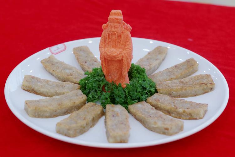 高州白斩鸡做法(广东白斩鸡做法和配料)-第6张图片-窝头美食网 高州白斩鸡做法(广东白斩鸡做法和配料)-第6张图片-窝头美食网